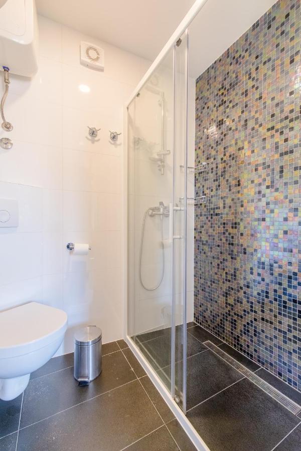 Jes Old Town Luxury Rooms Split Exterior photo